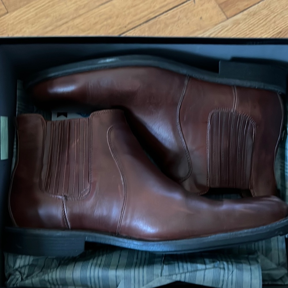 Johnston & Murphy XC4 Tan Chukka Boots